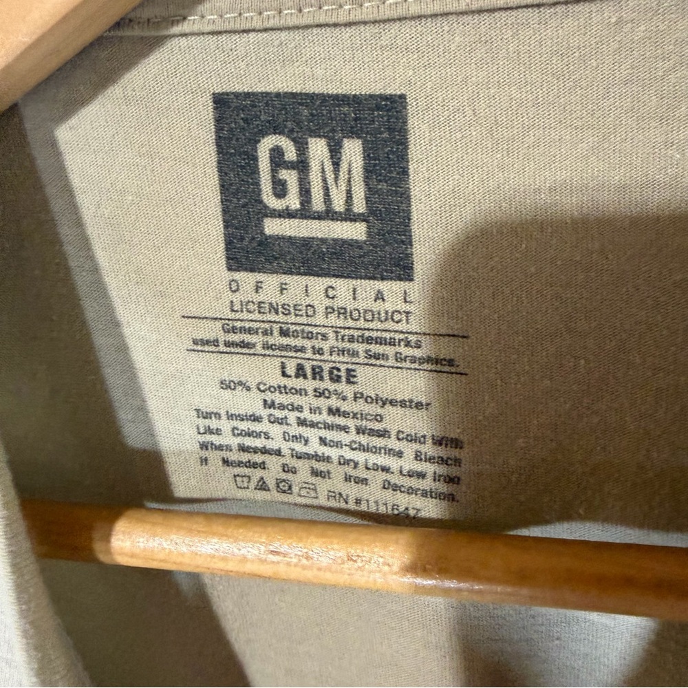1965 Corvette GM Licensed Graphic Tee Beige Large Retro Car T-Shirt - Picture 4 of 5